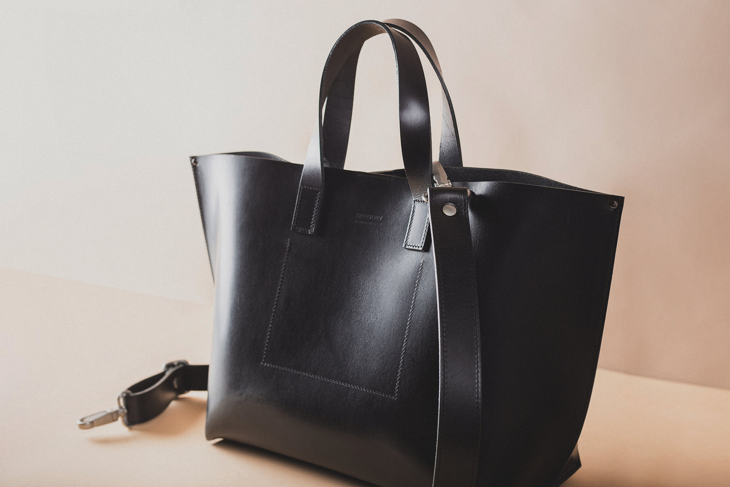 Great Model Bucket – Black
