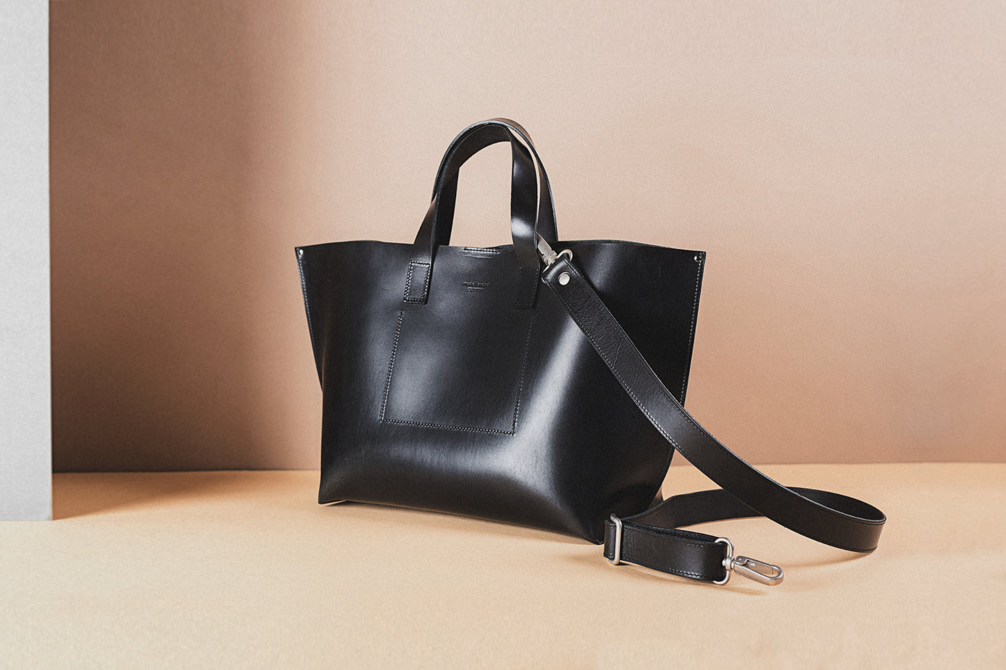 Great Model Bucket – Black