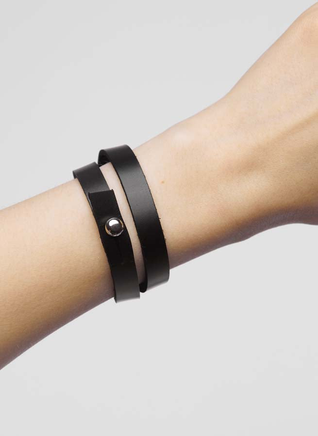 Arm Your Arm Leather Wristband x2