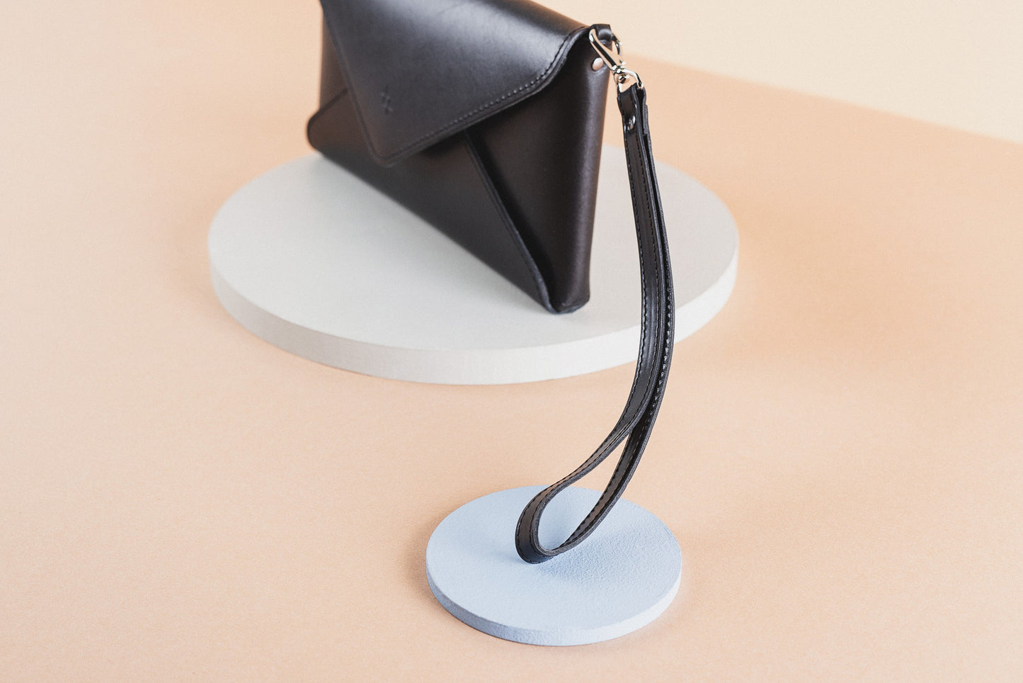 Model Clutch