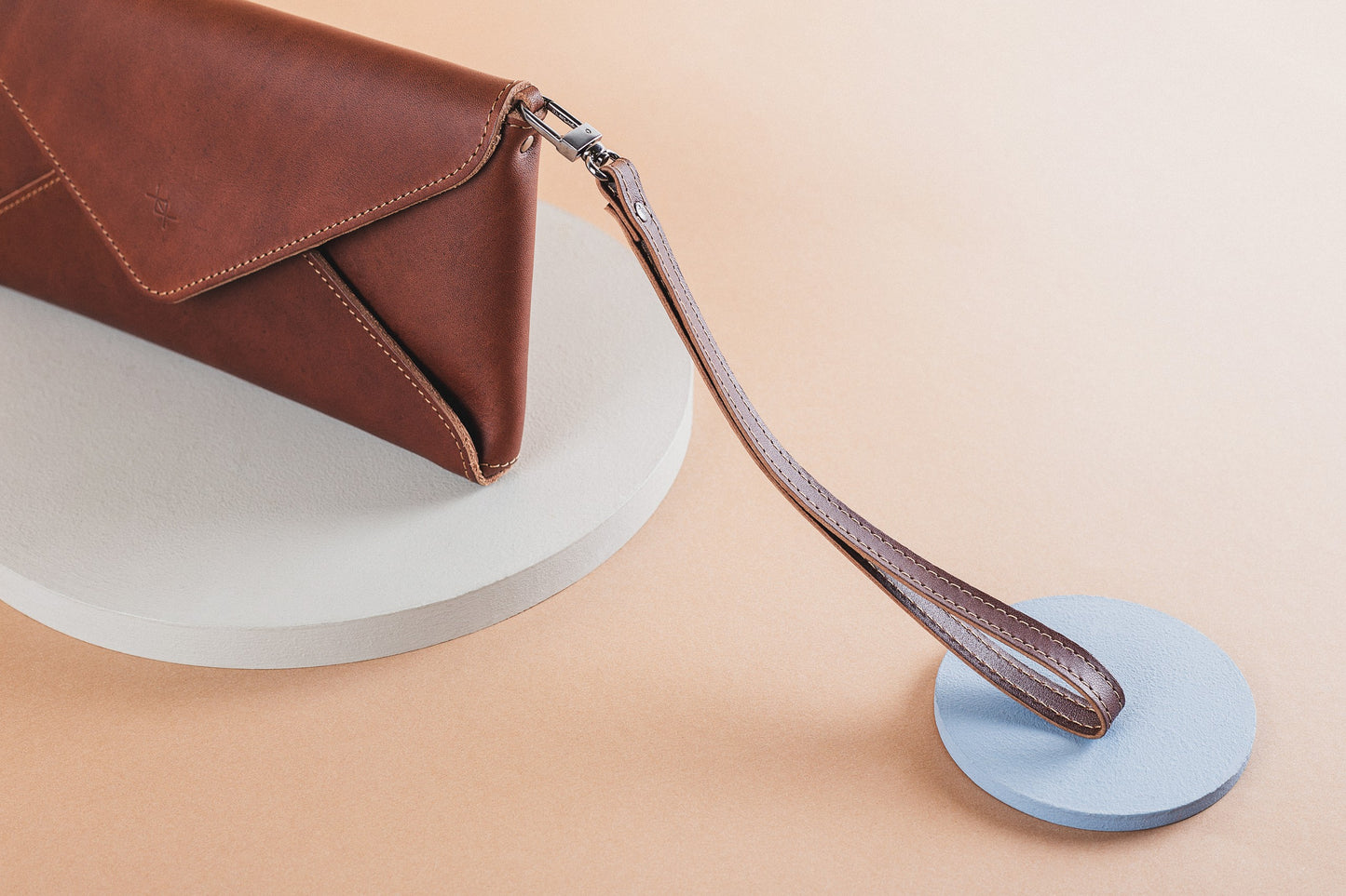 Model Clutch