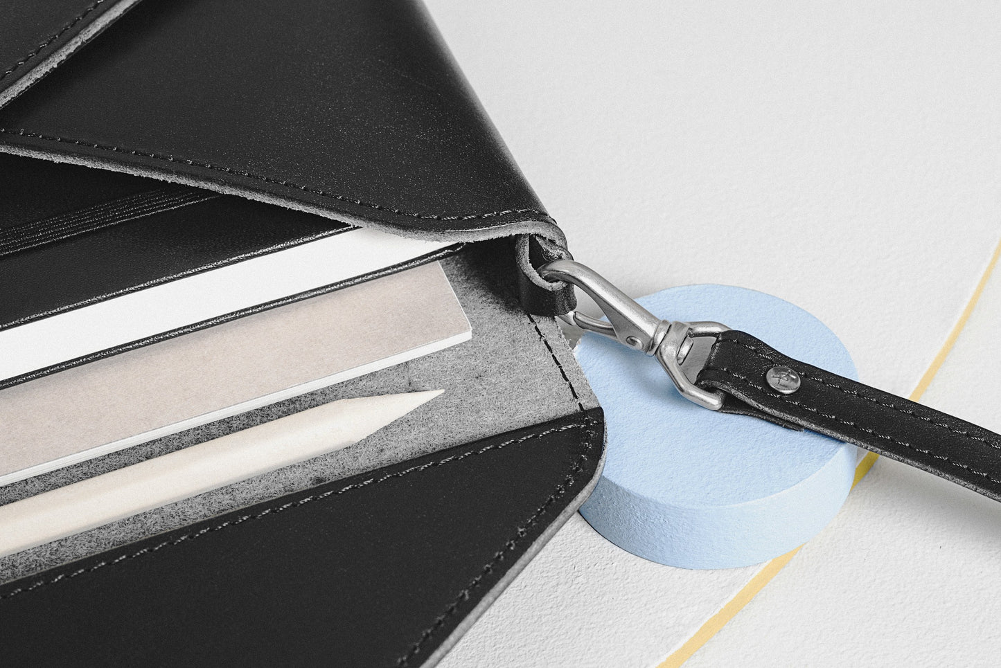 Model Clutch