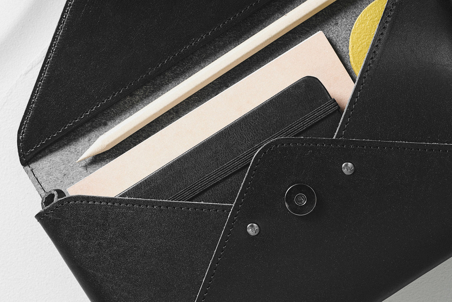 Model Clutch