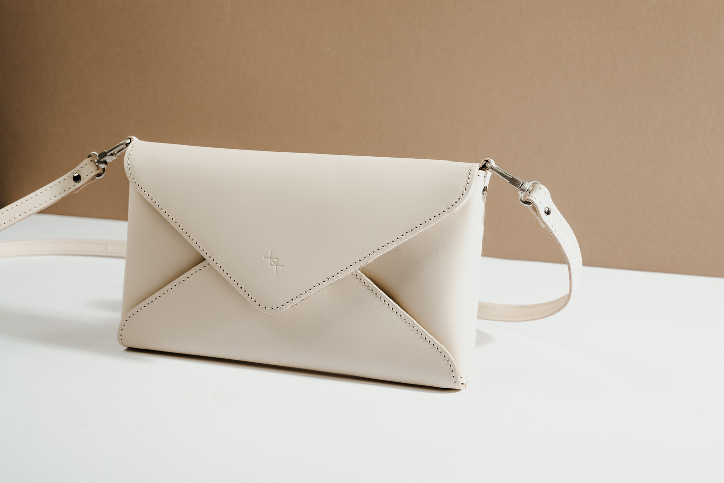 Model Clutch