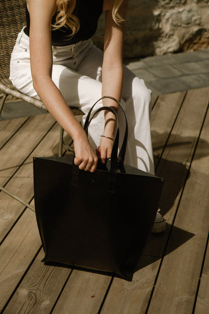 Deep Model Bucket - Black