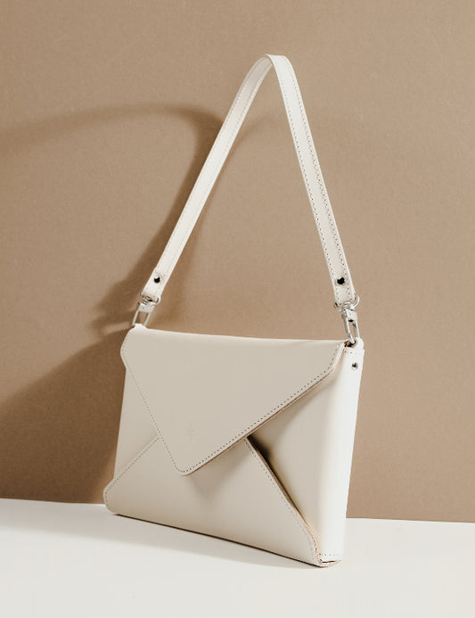 Great Model Clutch – Cookie
