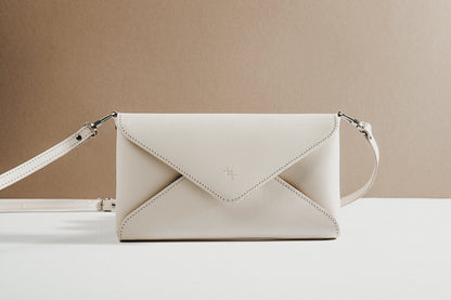 Model Clutch