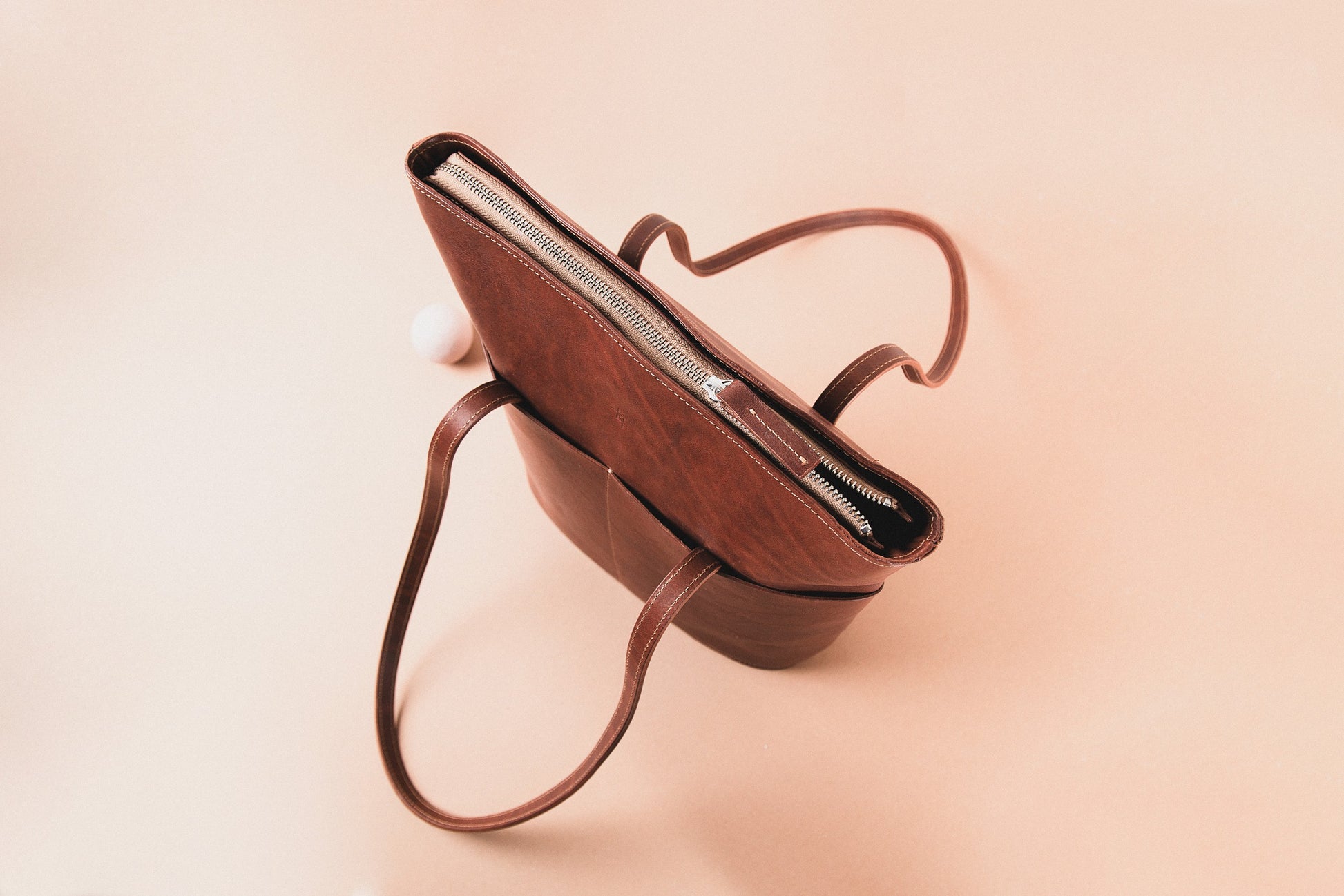 Model Tote