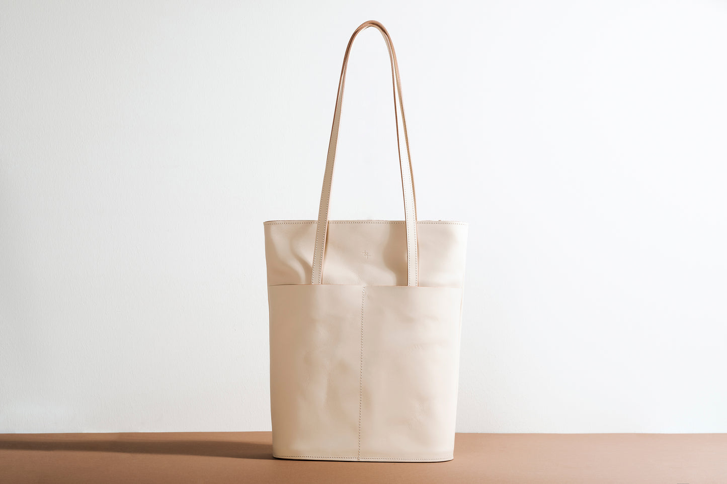 Model Tote