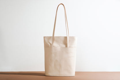 Model Tote