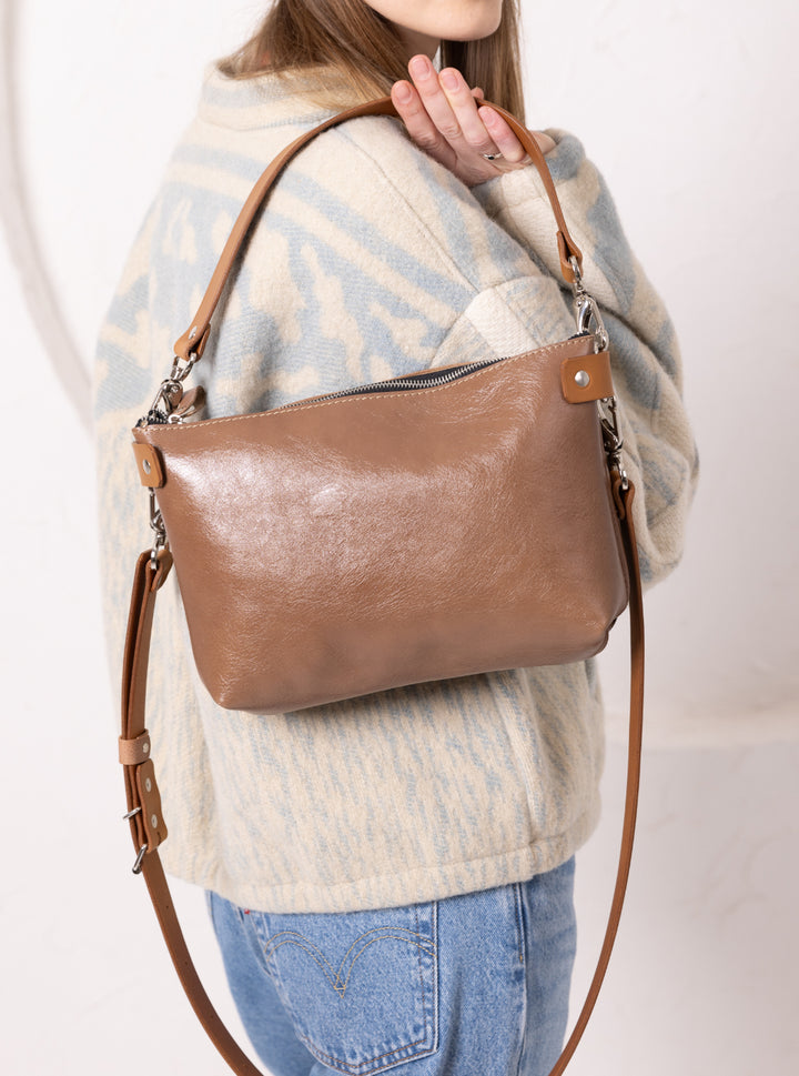 TOMMY Leather Bag with Two Handles – Cappuccino